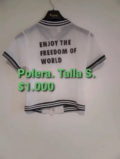 Polera blanca con diseño de texto talla S - miniatura 1