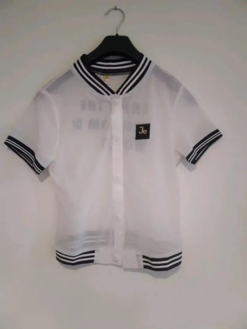 Polera blanca con diseño de texto talla S - 3