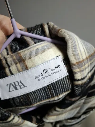 Camisa a cuadros con bolsillo para niñas Zara - miniatura 4