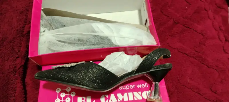 Zapatos de fiesta negros con adorno brillante - 2