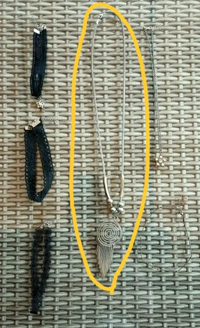 Collar de acero inoxidable con colgante espiral - miniatura 2