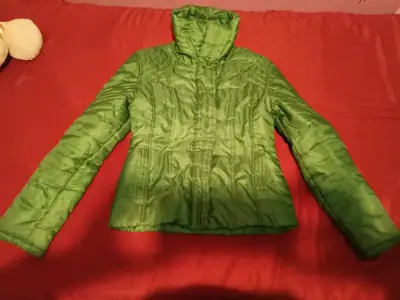Chaqueta verde de invierno para mujer - miniatura 2
