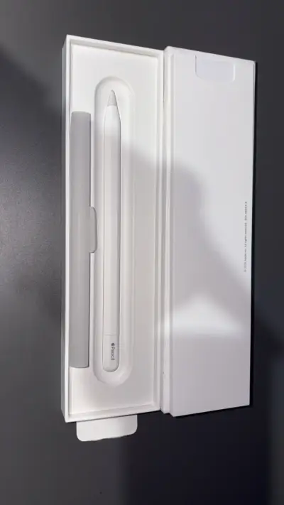 Apple Pencil USB-C nuevo en caja - miniatura 2