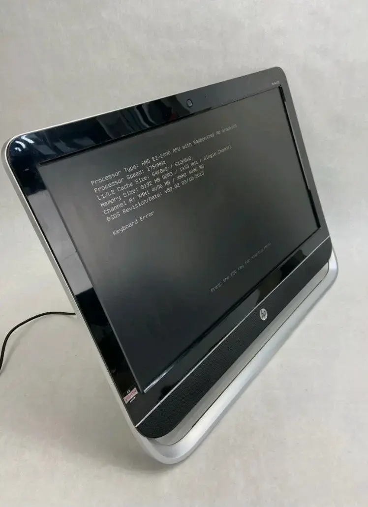 Computador All-in-One HP Pavilion 23 - 2