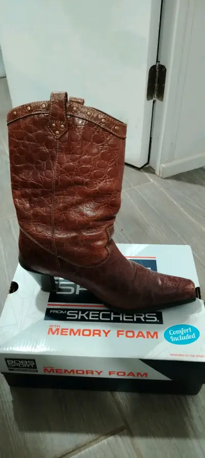 Botas de cuero marrón  bruno rossicon tacón - miniatura 1