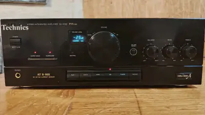 Amplificador estéreo Technics SU-X120 - miniatura 1