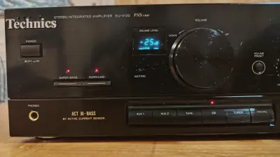 Amplificador estéreo Technics SU-X120 - miniatura 2