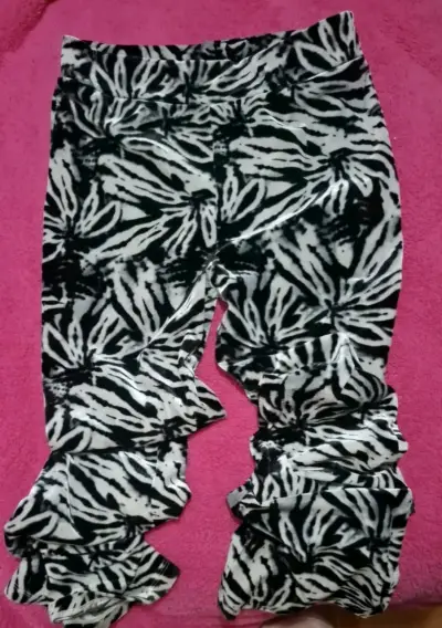 Pantalones de mujer con estampado animal print - miniatura 2
