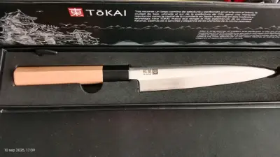 Cuchillo japonés Tokai de cocina profesional - miniatura 1