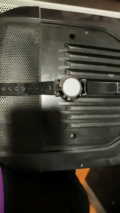 Reloj de pulsera minimalista negro - miniatura 2