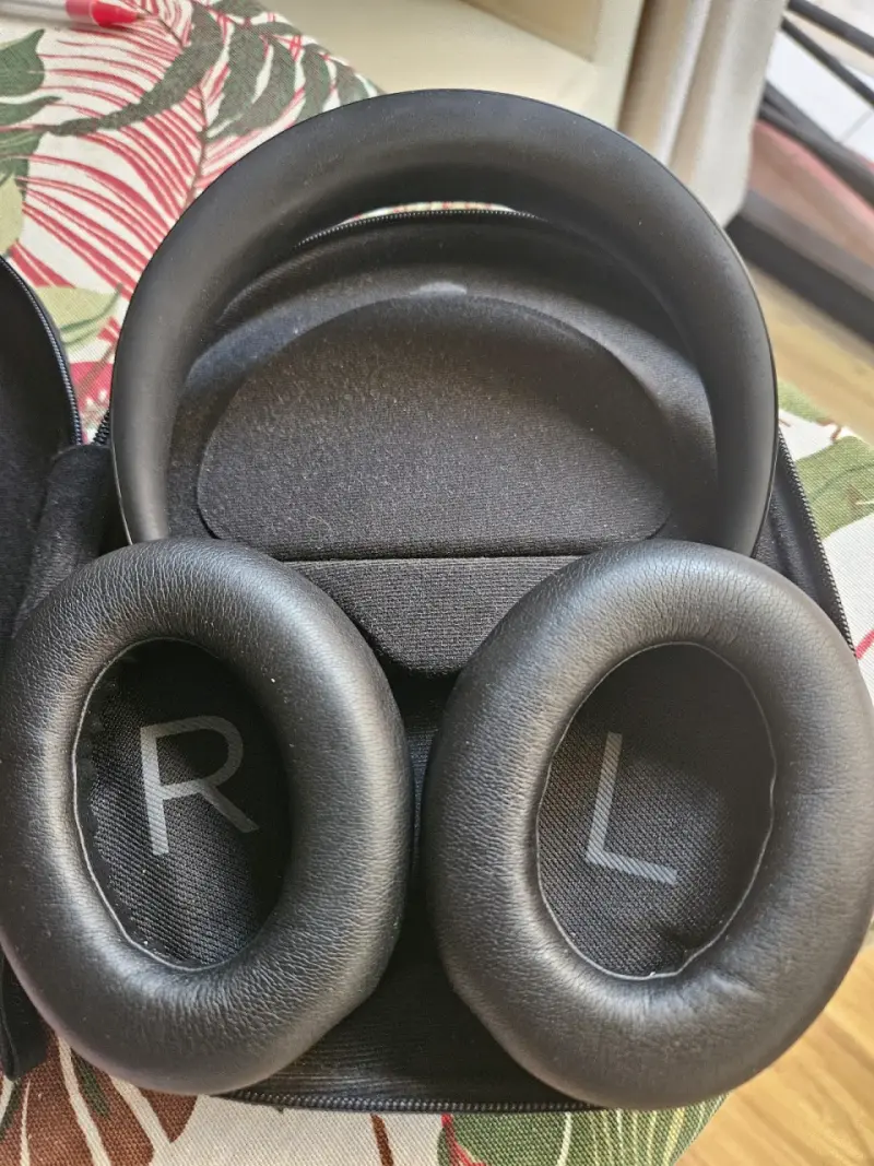 Auriculares Bose Noise Cancelling 700 - 2