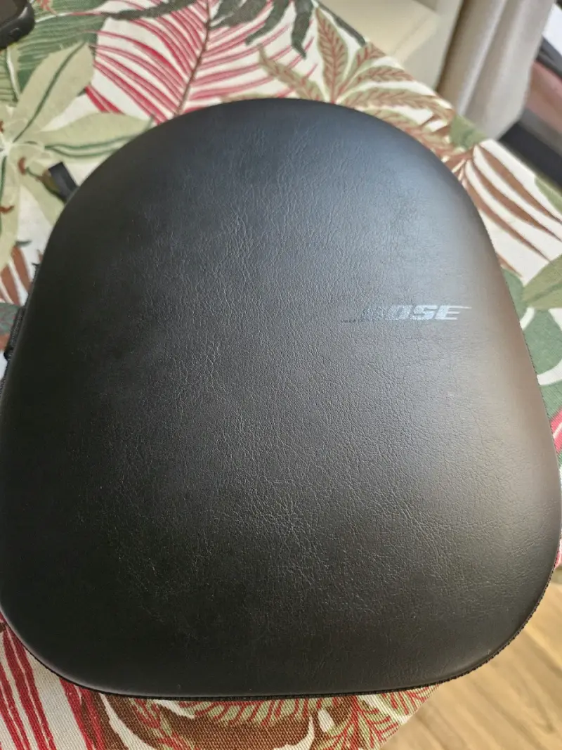 Auriculares Bose Noise Cancelling 700 - 4