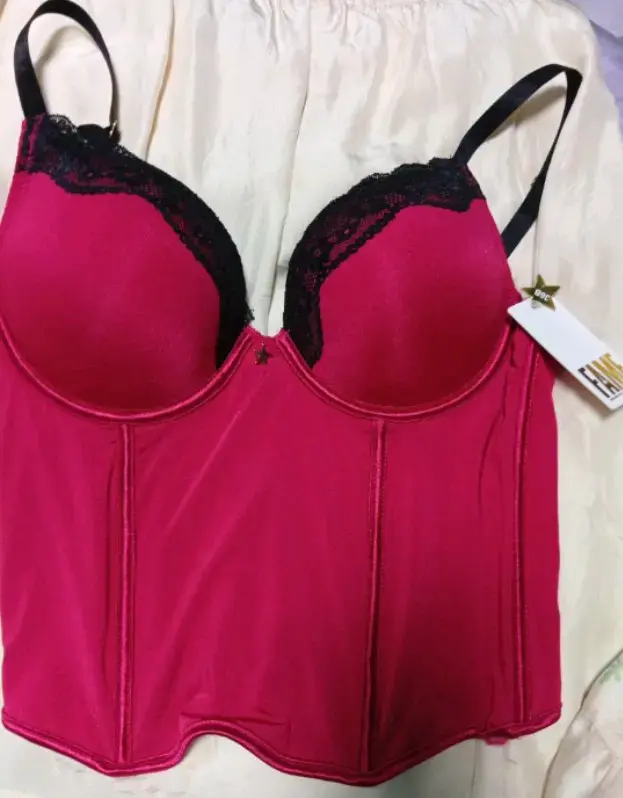 Corset rojo con encaje negro talla 36C - 3