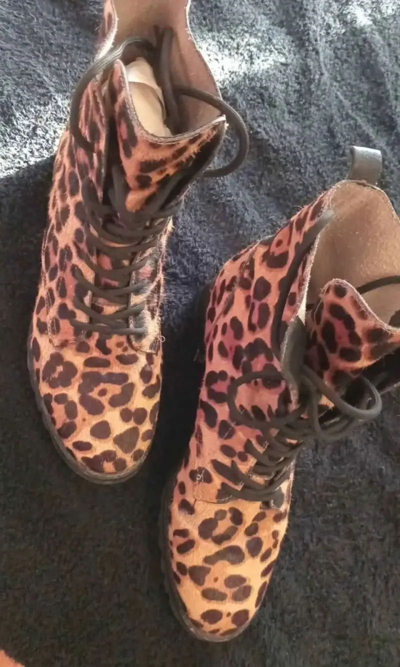 Botines  de Leopardo con Cordones