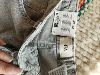 Jeans Mom Fit Gris C&A Talla 38/40 - miniatura 1