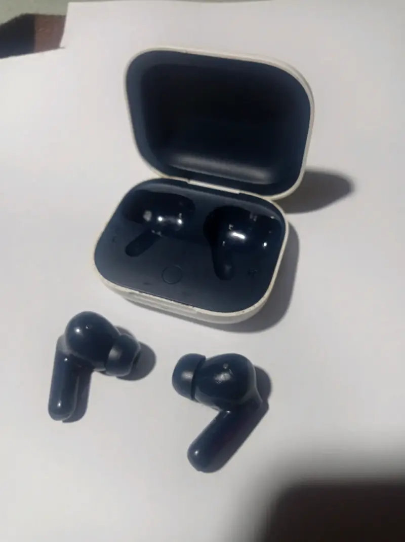 Auriculares Inalámbricos Motorola Estuche de Ca - 4
