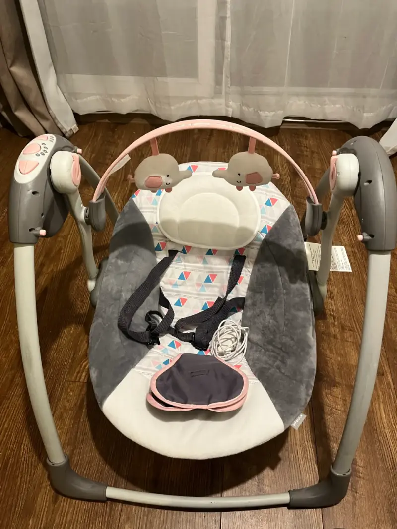 Columpio para bebé Infanti con música y movimiento - 4