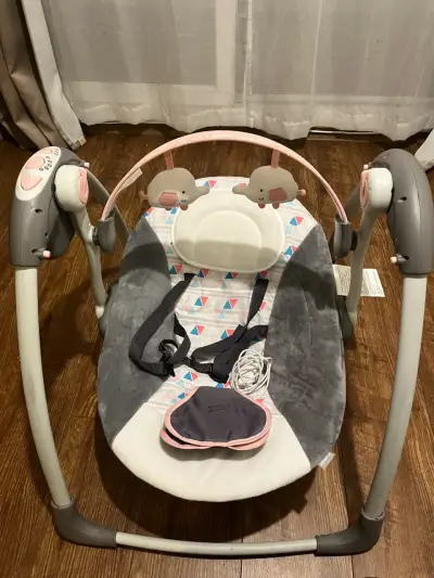 Columpio para bebé Infanti con música y movimiento - miniatura 4
