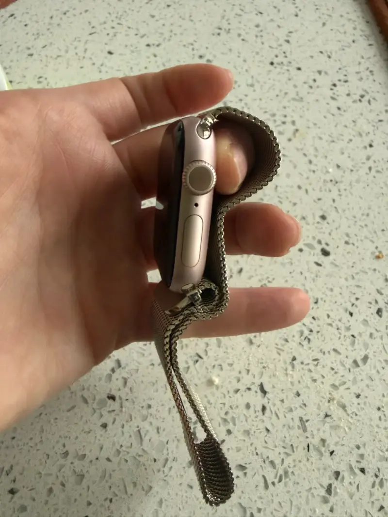 Apple Watch con correa metálica - 3