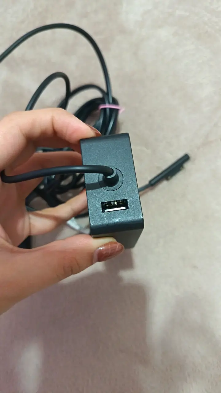 Cargador Para Microsoft Surface - 1