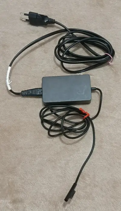 Cargador Para Microsoft Surface - miniatura 2