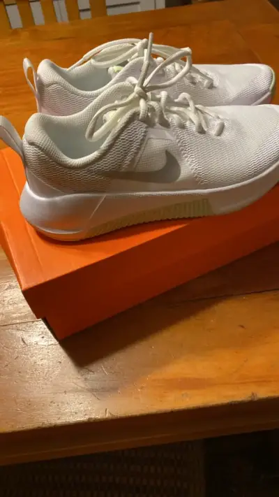 Zapatillas Nike MC Trainer 3 Blancas Mujer - miniatura 1