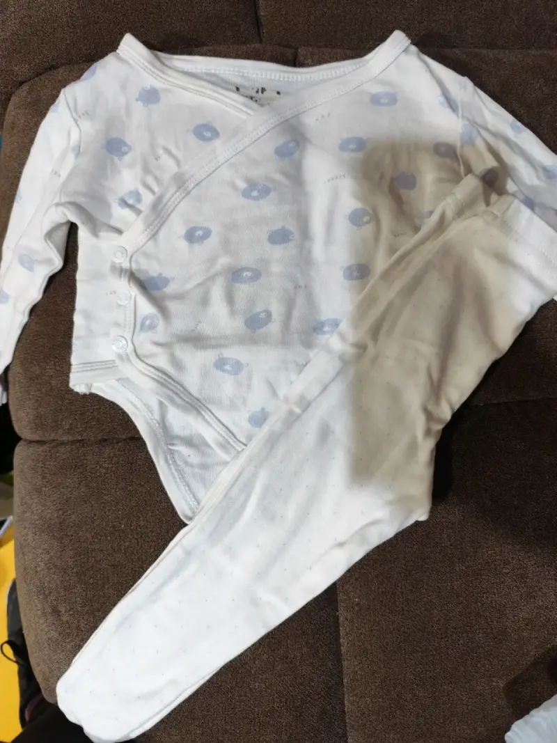 Conjunto de ropa para bebé en tonos azules - 4