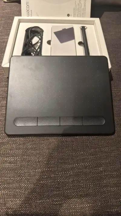 Tableta gráfica Wacom Intuos S con lápiz - miniatura 2