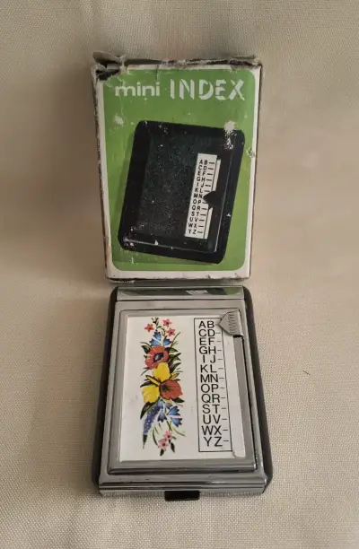 Agenda Vintage Telefonica o de Direcciones Pop- Up - miniatura 1