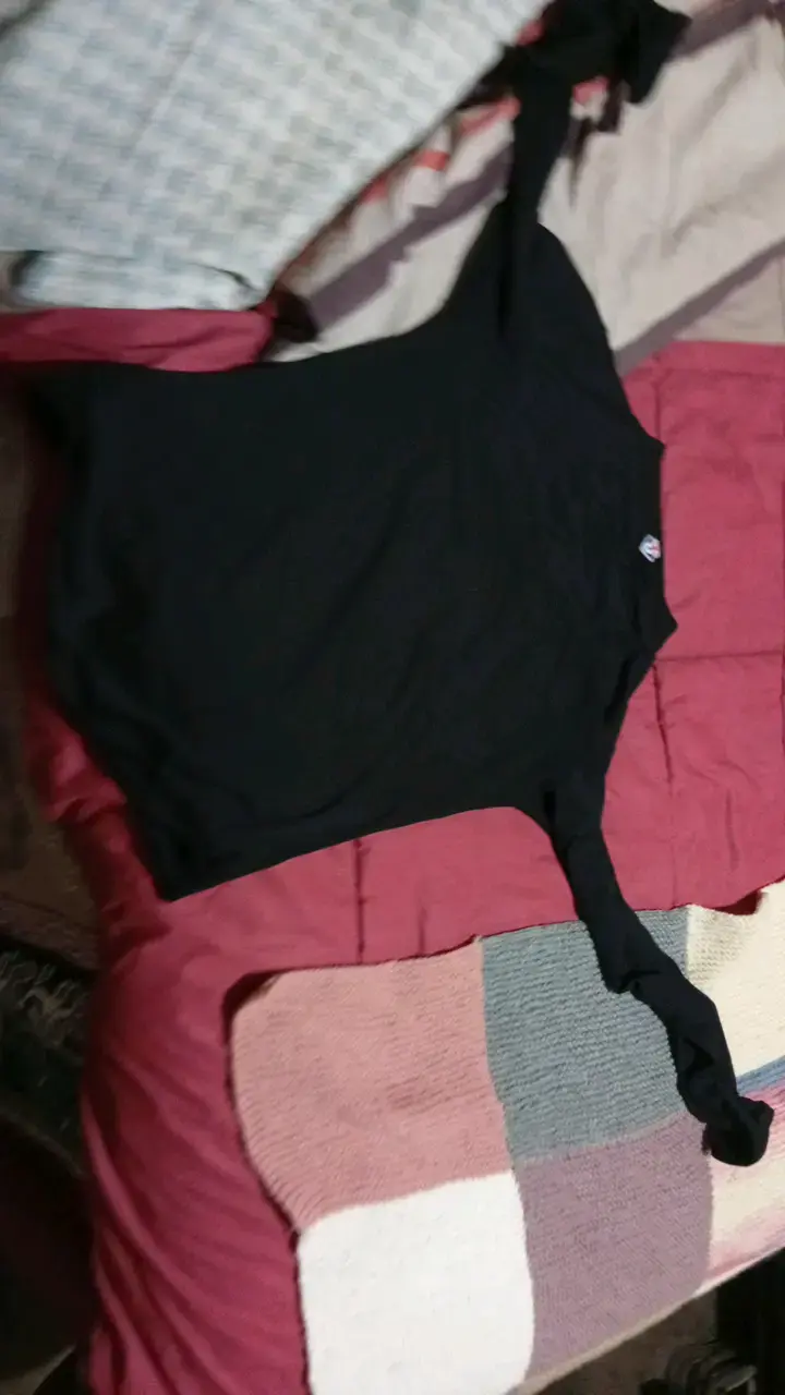 Polera negra de manga larga con logo promera capa - 2