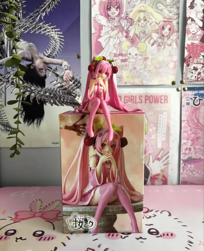 Figura Alternativa Sakura Miku - 1