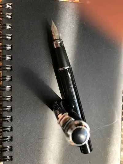 Pluma fuente o estilográfica  elegante - miniatura 1