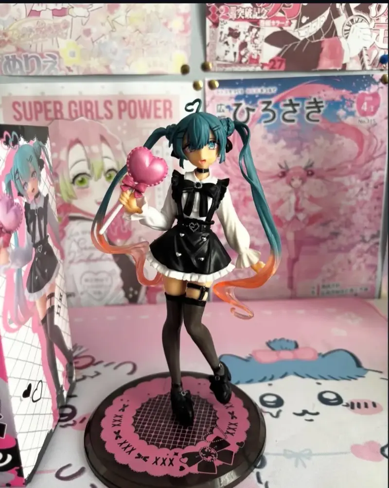 Figura Alternativa Hatsune Miku - 2