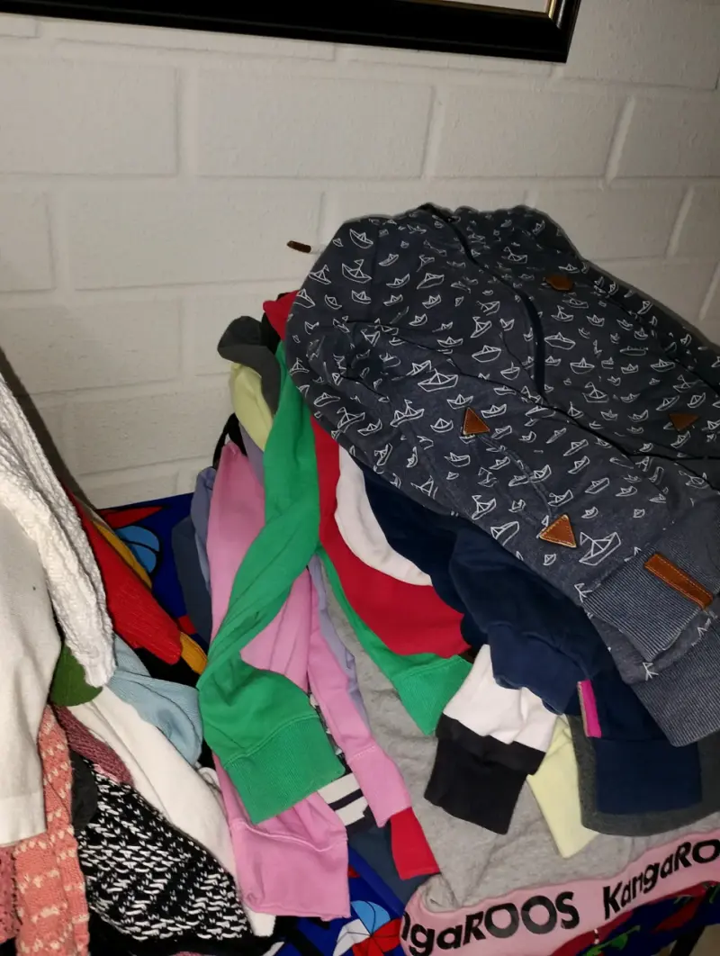 Lote de Ropa y Calzado Reciclado ♻️ - 3