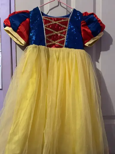 Disfraz de princesa para niña estilo Blancanieves - miniatura 1