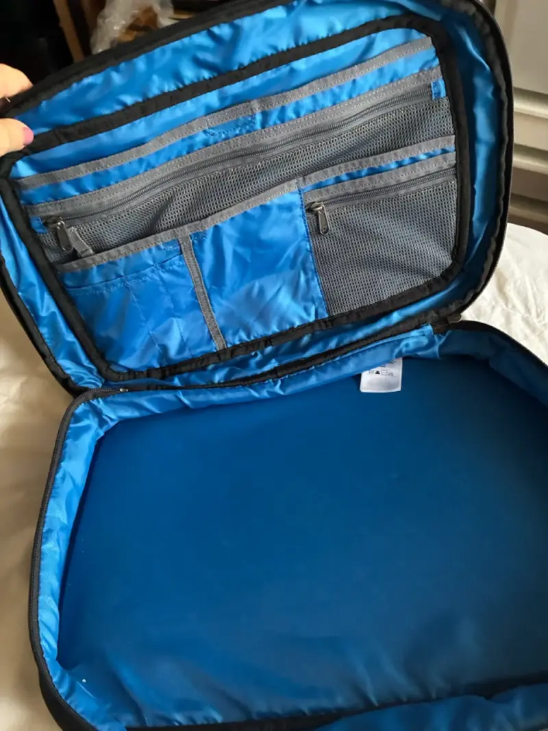 Mochila Columbia negra con compartimentos múltiples - 4