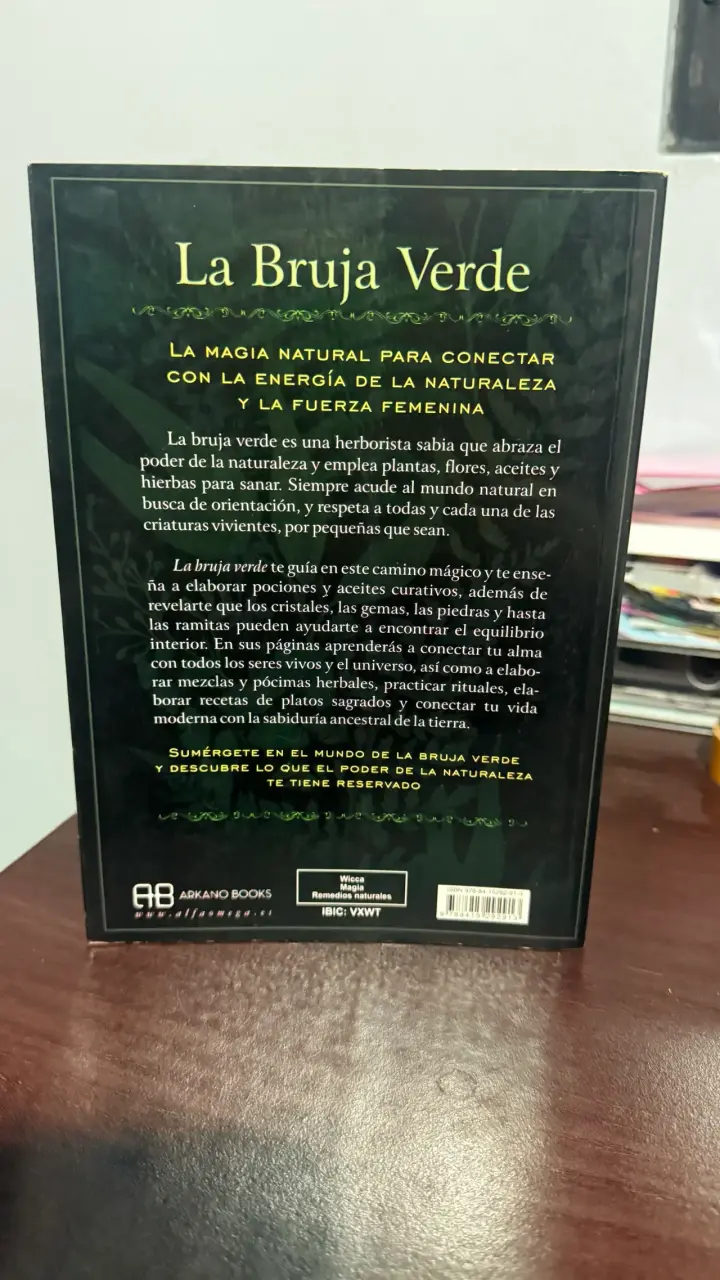 Libro La Bruja Verde de Arin Murphy-Hiscock - 2