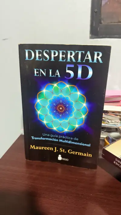 Libro Despertar en la 5D de Maureen J. St. Germain - miniatura 1