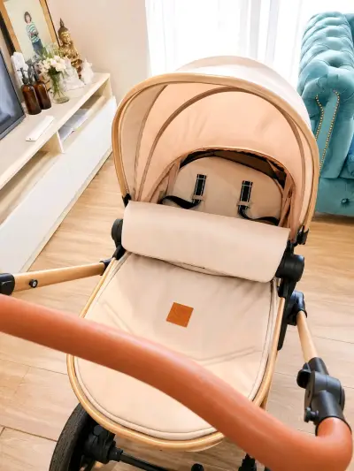Coche bebé beige - miniatura 3
