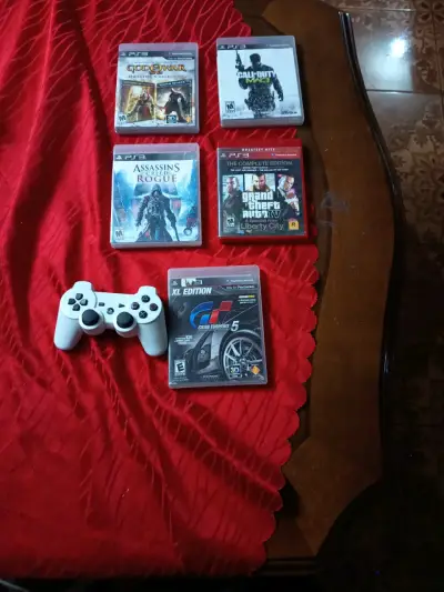 Consola PS3 con juegos y control - miniatura 2