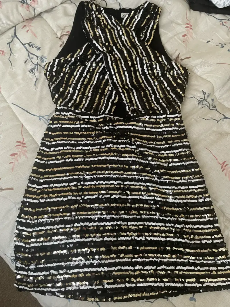 Vestido de lentejuelas negro y dorado Zara - 1