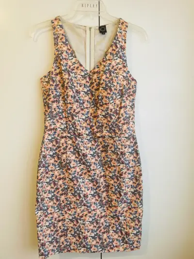 Vestido floral sin mangas iO - miniatura 1