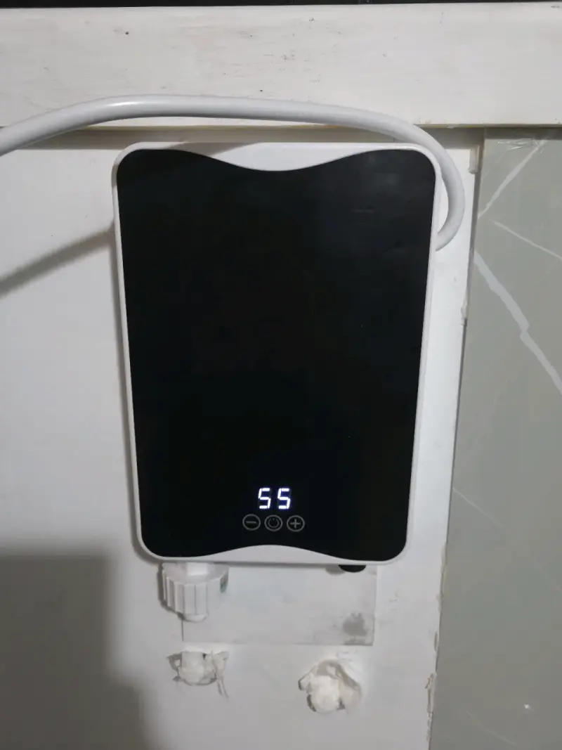 Calentador de agua eléctrico digital