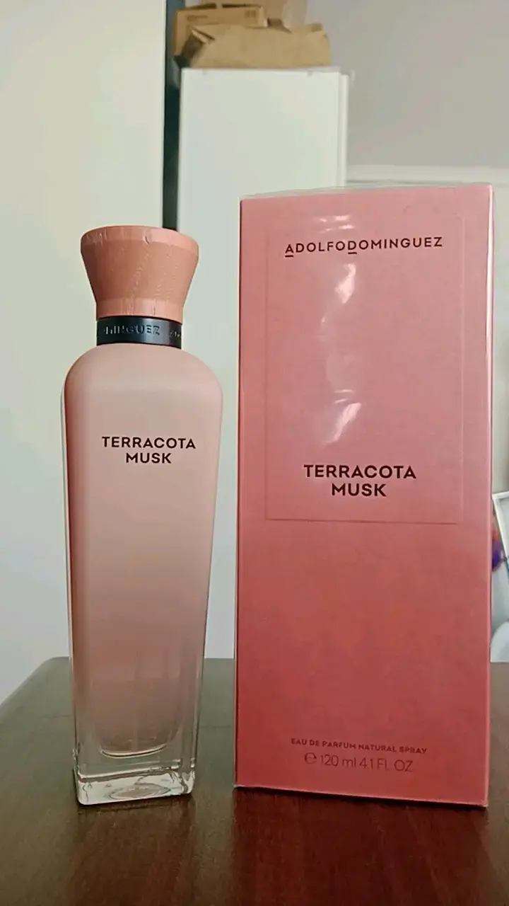 Perfume Adolfo Dominguez Terracota Musk 120 ml