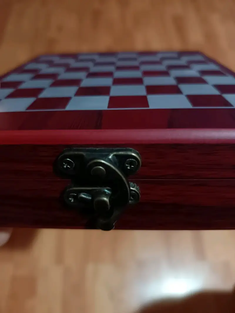 Estuche de Ajedrez y Accesorios de Vino en Madera - 2