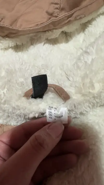 Chaqueta con capucha y forro polar - miniatura 3