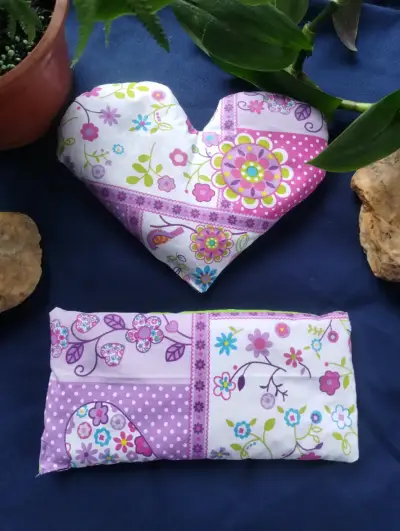 Cojines térmicos de semillas con diseño floral y personajes - miniatura 1