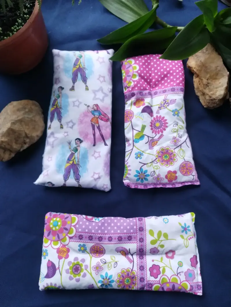 Cojines térmicos de semillas con diseño floral y personajes - 3