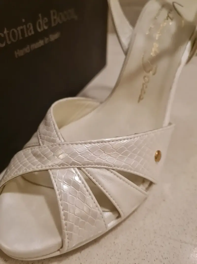 Sandalias de Tacón Blanco Victoria de Bocca
