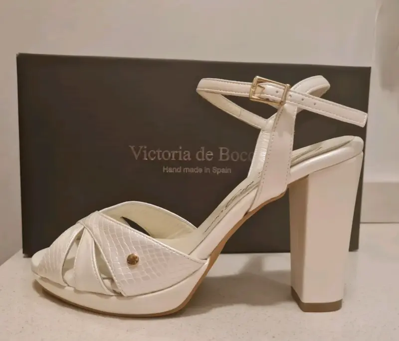 Sandalias de Tacón Blanco Victoria de Bocca - 2